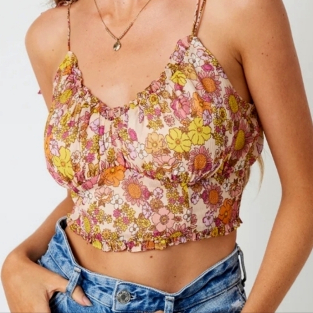 NEW! PATRONS OF PEACE Joan Floral Crop Top Smocked Back Large.